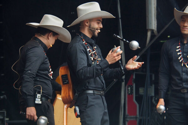 Rudolstadt Festival 2022: Cimarrón: Oliver Oicatá (Foto: Andreas Kuhrt)