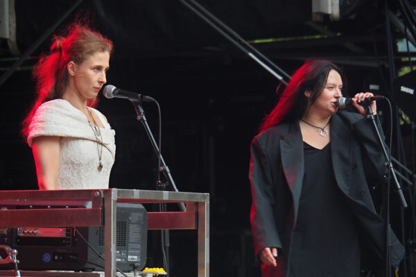 Rudolstadt Festival 2022: Pussy Riot: Maria Aljochina, Olga Borisowa (Foto: Andreas Kuhrt)