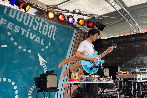 Rudolstadt Festival 2022: Oh No Noh: Markus Rom (Foto: Andreas Kuhrt)