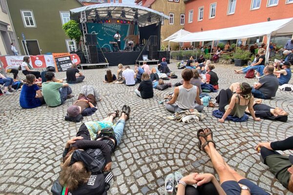 Rudolstadt Festival 2022: Oh No Noh: Publikum (Foto: Andreas Kuhrt)