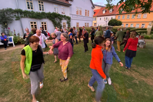 Rudolstadt Festival 2022: Schillergarten: Altami: Tanz (Foto: Andreas Kuhrt)