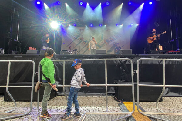 Rudolstadt Festival 2022: Marktplatz: Ivarh (Foto: Andreas Kuhrt)