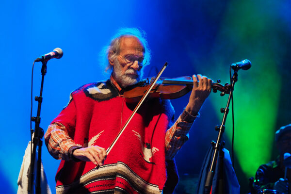 Rudolstadt Festival 2022: Humba Reggae Jeckness: Klaus der Geiger (Foto: Manuela Hahnebach)