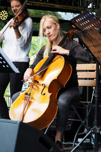 Rudolstadt Festival 2022: Verändler: Sabina Curti, Kristina Brunner (Foto: Manuela Hahnebach)