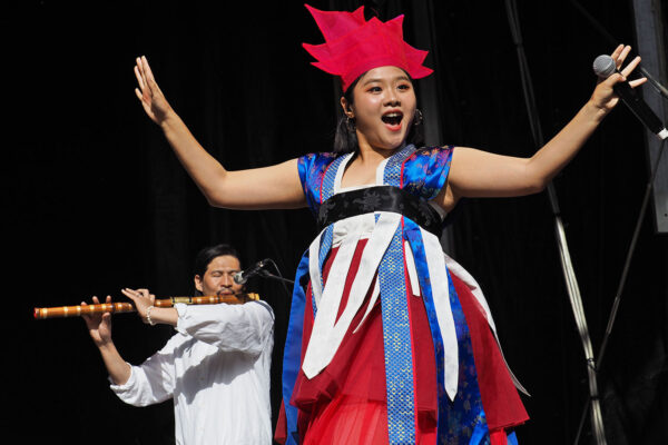 Rudolstadt Festival 2022: AK Dan Gwang Chil (ADG7): Hyun Soo Kim, Hee Rim Wang (Foto: Andreas Kuhrt)