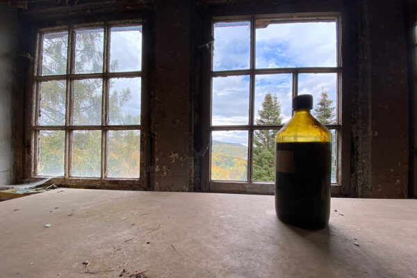 Flasche mit Ausblick, Schwarzeck/Bad Blankenburg (Foto: Andreas Kuhrt)