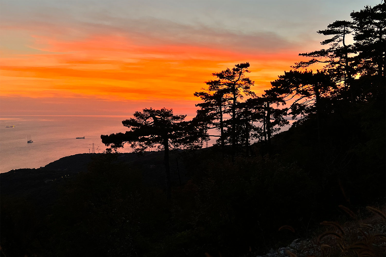Tour Friaul 2023: Aussichtspunkt Camp Obelisco: Blick zum Golf von Triest (Foto: Manuela Hahnebach)