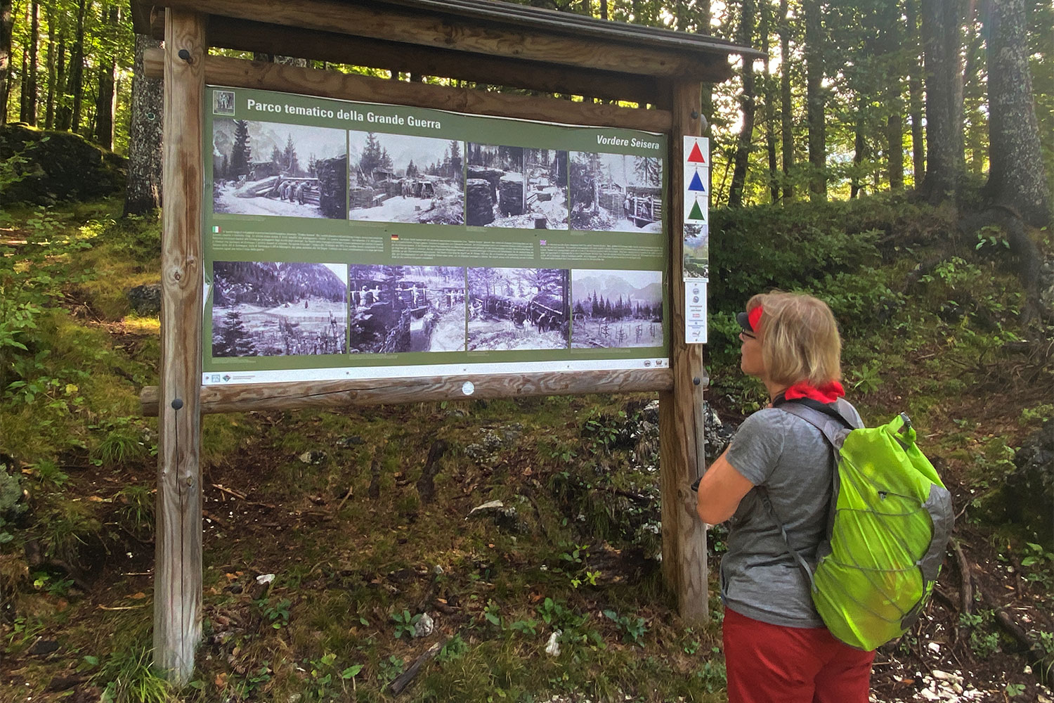 Tour Friaul 2023: Val Saisera: Infotafel Saisera-Front im Erster-Weltkriegs-Themenpark (Foto: Andreas Kuhrt)