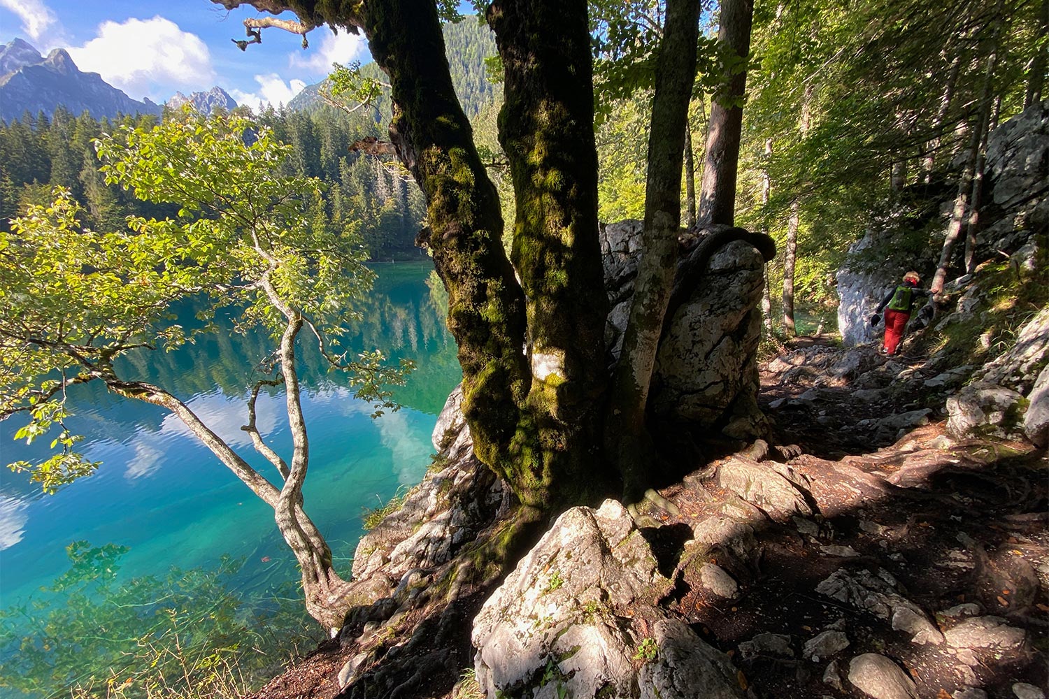 Tour Friaul 2023: Rundweg am unteren Lago di Fusine (Foto: Andreas Kuhrt)
