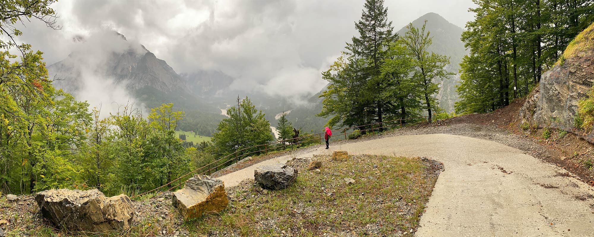 Tour Friaul 2023: Kehre der Monte-Lussari-Straße (Foto: Andreas Kuhrt)