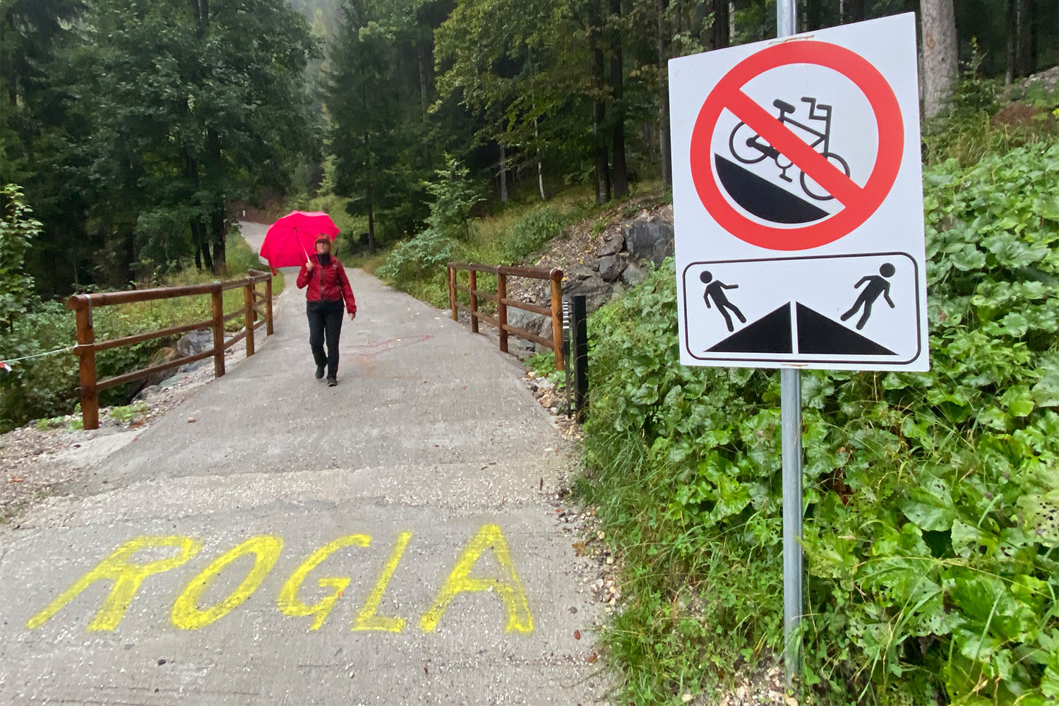 Tour Friaul 2023: Beginn der Monte-Lussari-Straße (Foto: Andreas Kuhrt)