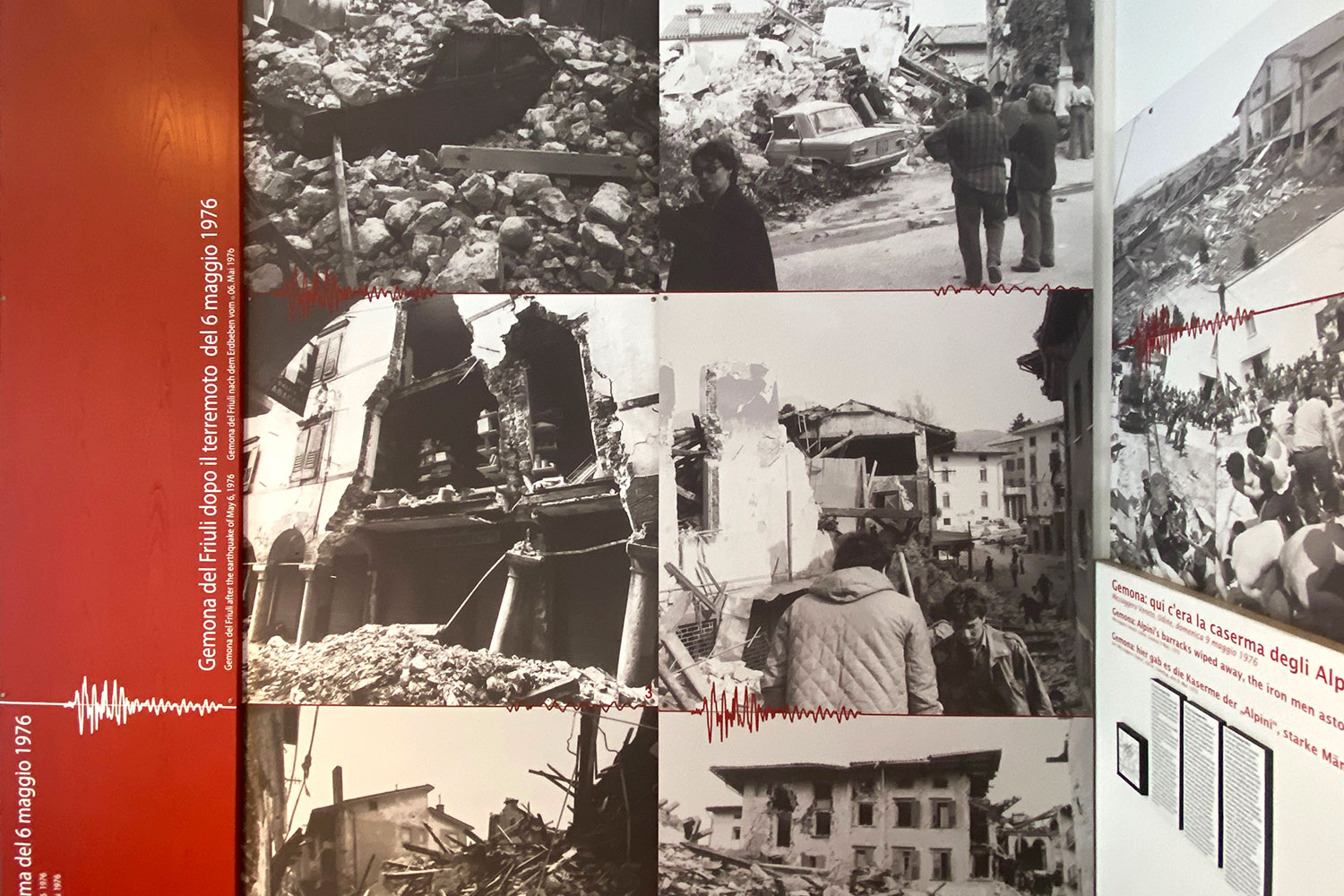 Tour Friaul 2023: Gemona: Ausstellung "1976 Frammenti di Memoria" (Foto: Andreas Kuhrt)