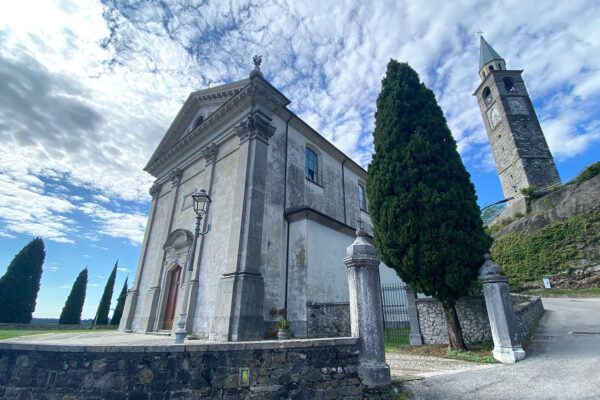 Tour Friaul 2023: Artegna: Kirche Santa Maria Nascente (Foto: Andreas Kuhrt)