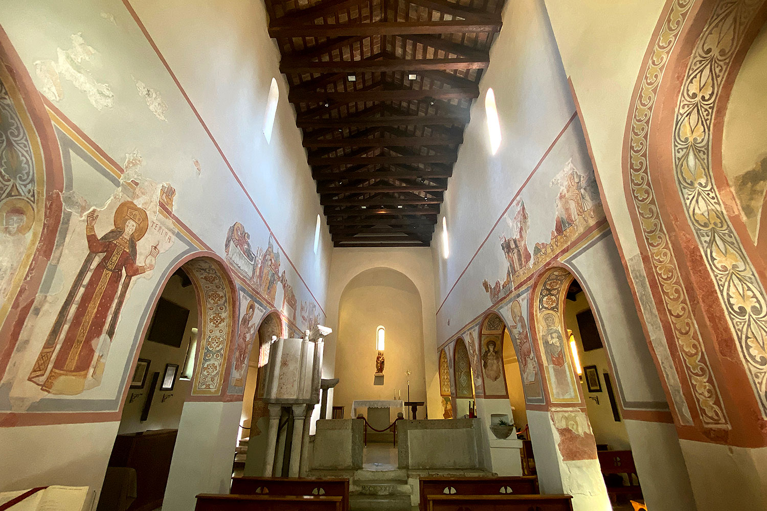 Tour Friaul 2023: Muggia Vecchia: Basilika Santa Maria Assunta (Foto: Andreas Kuhrt)