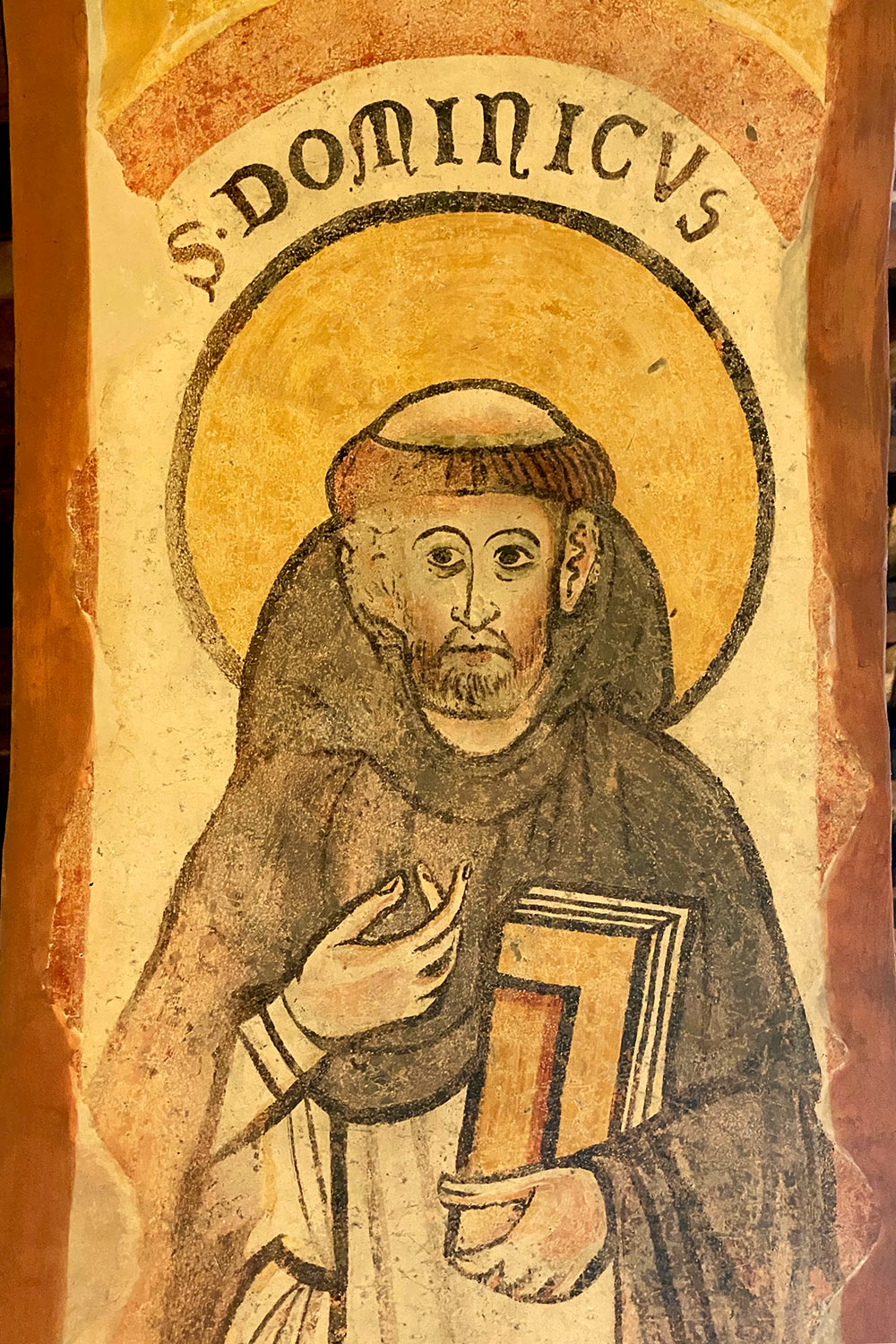 Tour Friaul 2023: Muggia Vecchia: Basilika Santa Maria Assunta: Fresco: Dominicus (Foto:Andreas Kuhrt)