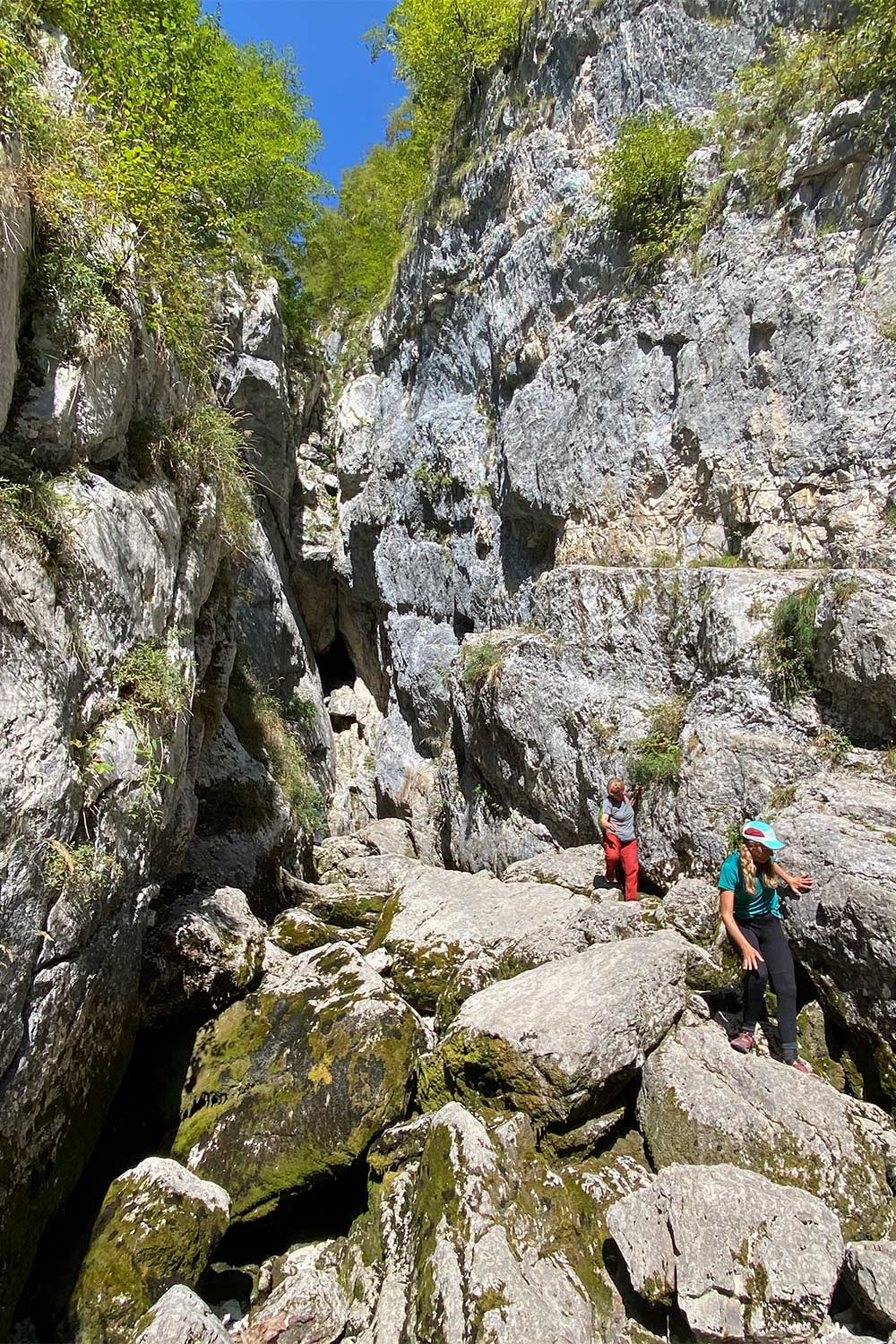 Tour Friaul 2023: Slowenien: an der Soča-Quelle (Izvir Soče) (Foto: Andreas Kuhrt)
