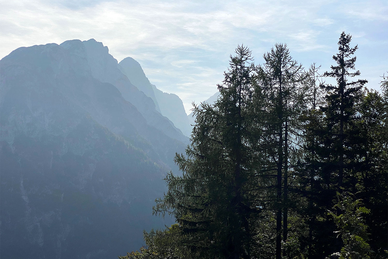 Tour Friaul 2023: Slowenien: Blick vom Aussichtspunkt Supca (Foto: Andreas Kuhrt)