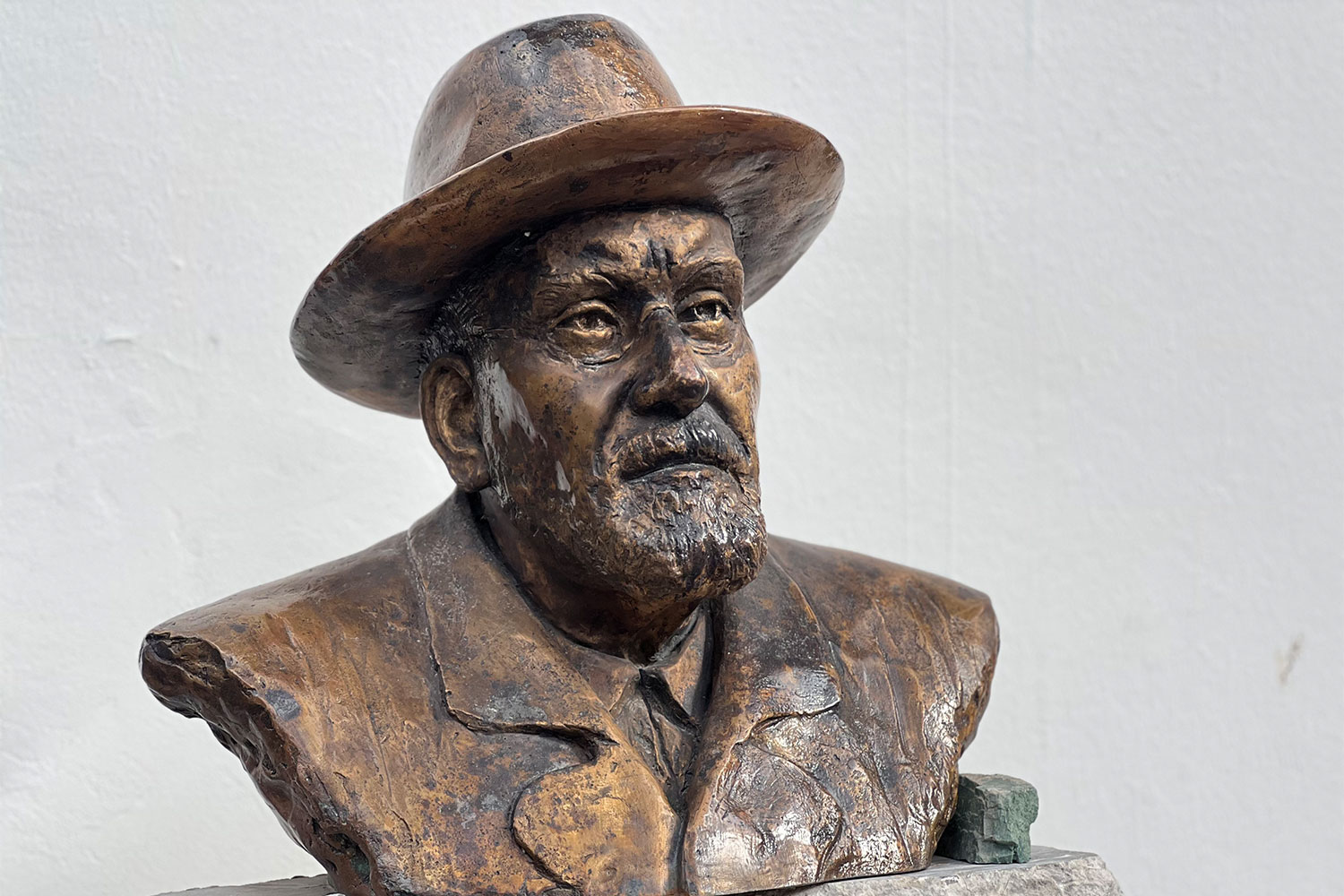 Denkmal Julius Kugy in Valbruna (Foto: Manuela Hahnebach)