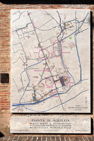 Tour Friaul 2023: Aquileia: Stadtplan mit antiken Stätten (Foto/Bearbeitung: Andreas Kuhrt)