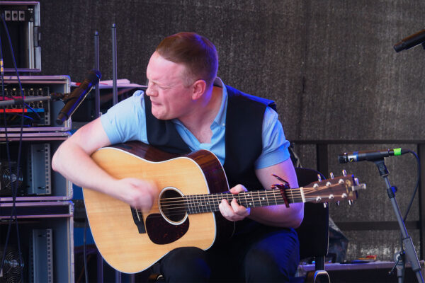 Rudolstadt-Festival 2023: Ímar (GB/Irland): Adam Brown (Foto: Andreas Kuhrt)