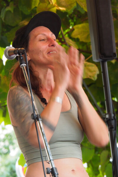 Rudolstadt-Festival 2023: Kerchanga: Oliwia Urbańska (Polen) (Foto: Andreas Kuhrt)