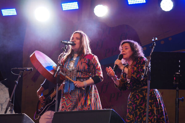 Rudolstadt-Festival 2023: Solju (Finnland): Hildá Länsman & Ulla Pirttijärvi (Foto: Manuela Hahnebach)