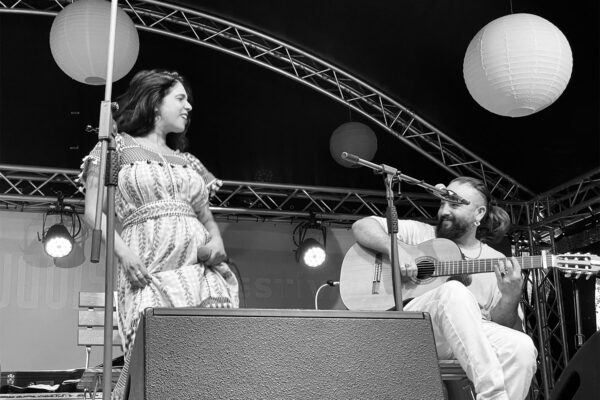 Rudolstadt-Festival 2023: Yamma Ensemble: Talya G. A Solan + Aviv Bahar (Israel) (Foto: Andreas Kuhrt)