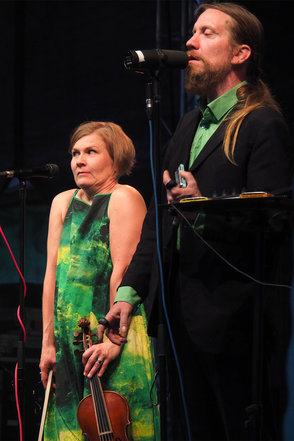 Rudolstadt Festival 2024: Burgterrasse: Emilia Lajunen + Eero Grundström (Foto: Andreas Kuhrt)
