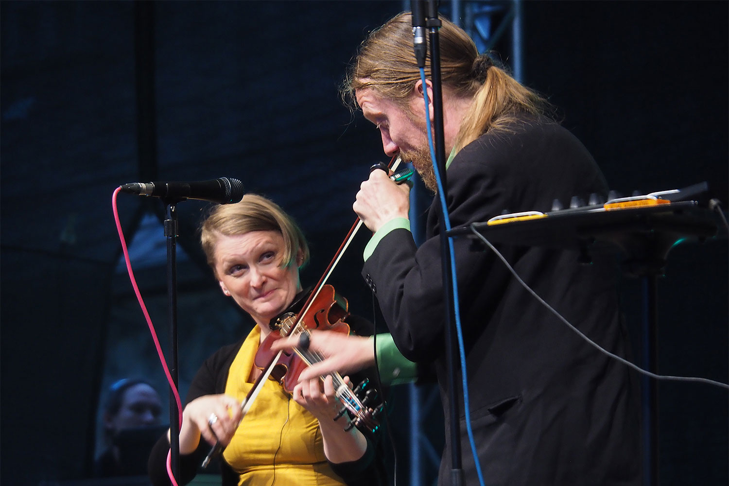 Rudolstadt Festival 2024: Burgterrasse: Suvi Oskala + Eero Grundström (Foto: Andreas Kuhrt)