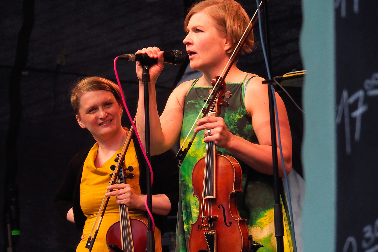 Rudolstadt Festival 2024: Burgterrasse: Suvi Oskala + Emilia Lajunen (Foto: Andreas Kuhrt)