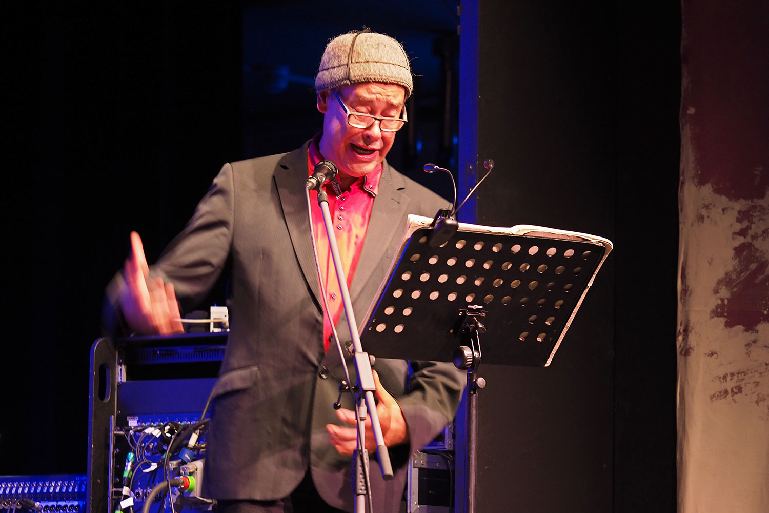 Rudolstadt Festival 2024: Theater im Stadthaus: Ursonate: Thomas Krüger (Foto: Manuela Hahnebach)