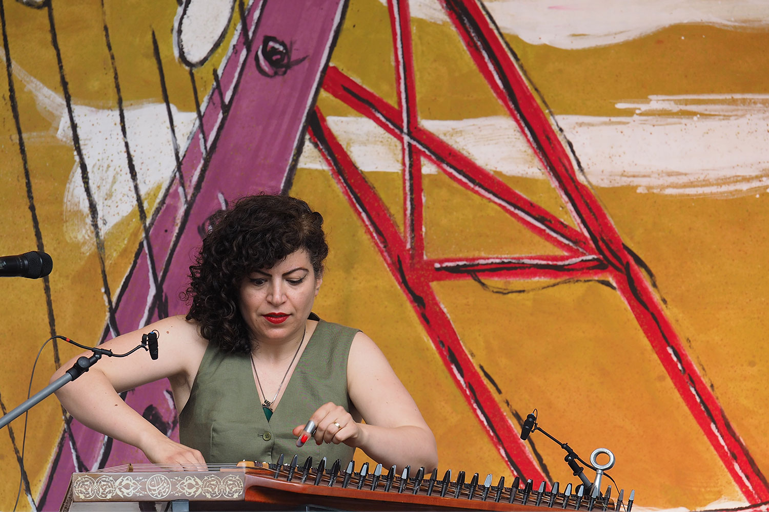 Rudolstadt Festival 2024: Burgterrasse: Maya Youssef (Foto: Manuela Hahnebach)