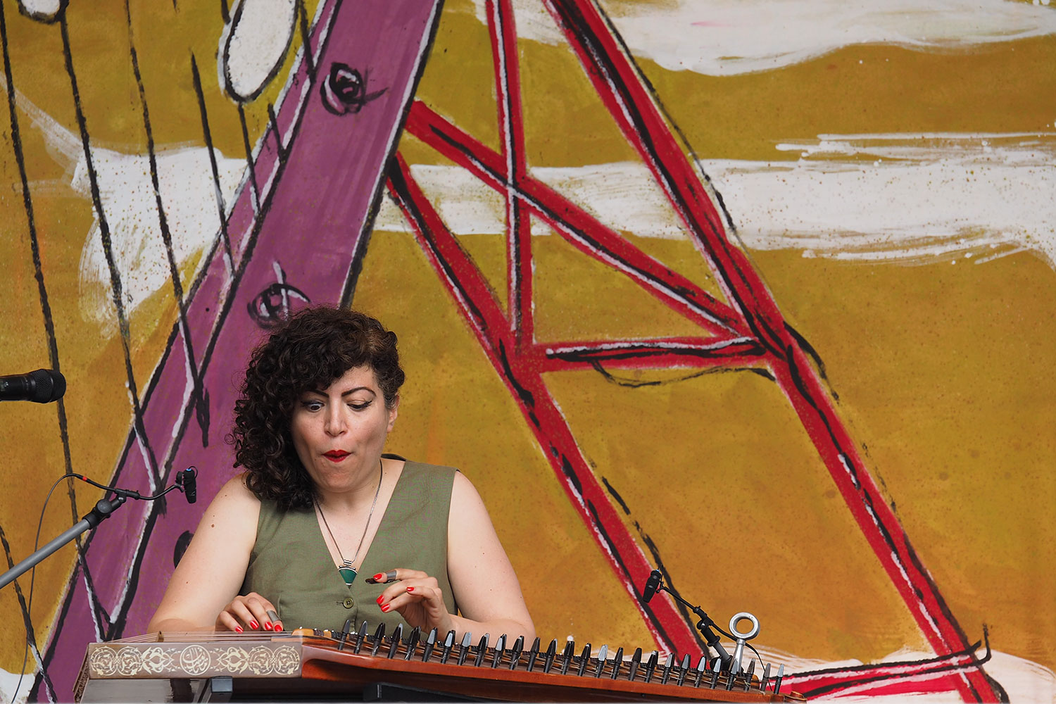 Rudolstadt Festival 2024: Burgterrasse: Maya Youssef (Foto: Manuela Hahnebach)