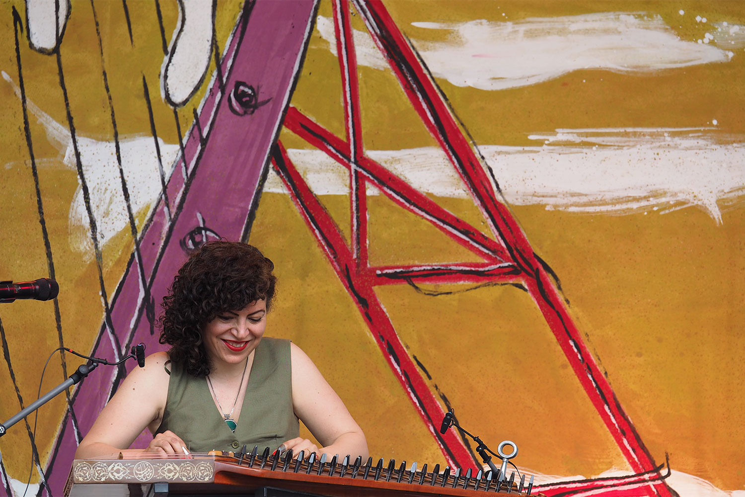 Rudolstadt Festival 2024: Burgterrasse: Maya Youssef (Foto: Manuela Hahnebach)