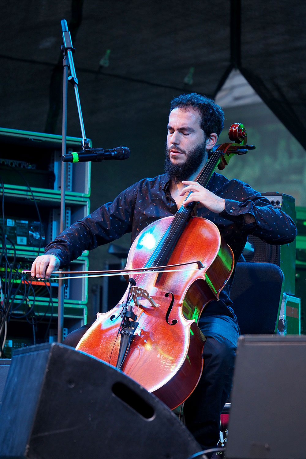 Rudolstadt Festival 2024: Burgterrasse: Momi Maiga: Marçal Ayats (Foto: Manuela Hahnebach)