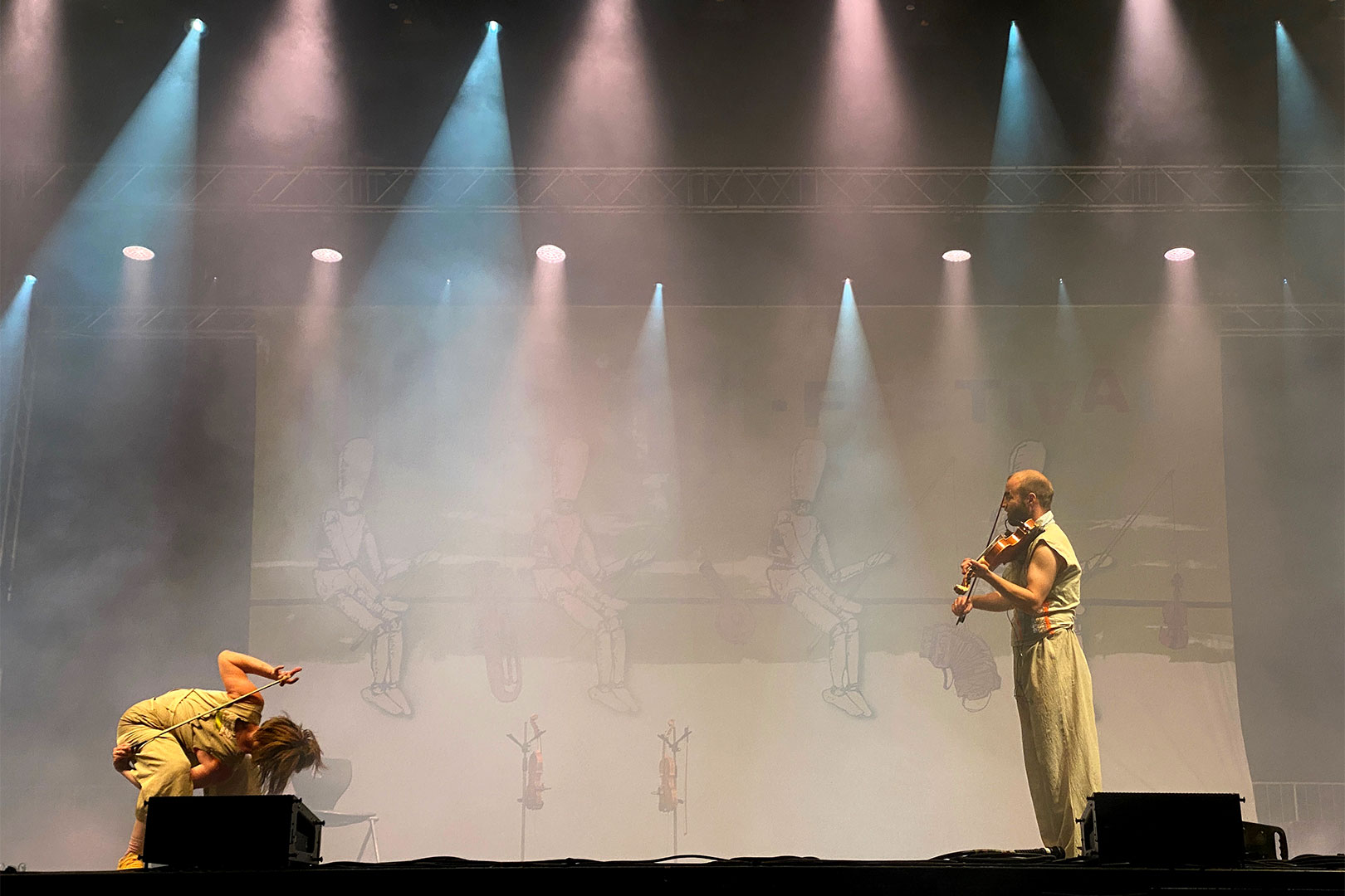 Rudolstadt Festival 2024: Große Bühne Marktplatz: Òme: Silje Onstad Hålien + Sivert Holmen (Foto: Andreas Kuhrt)