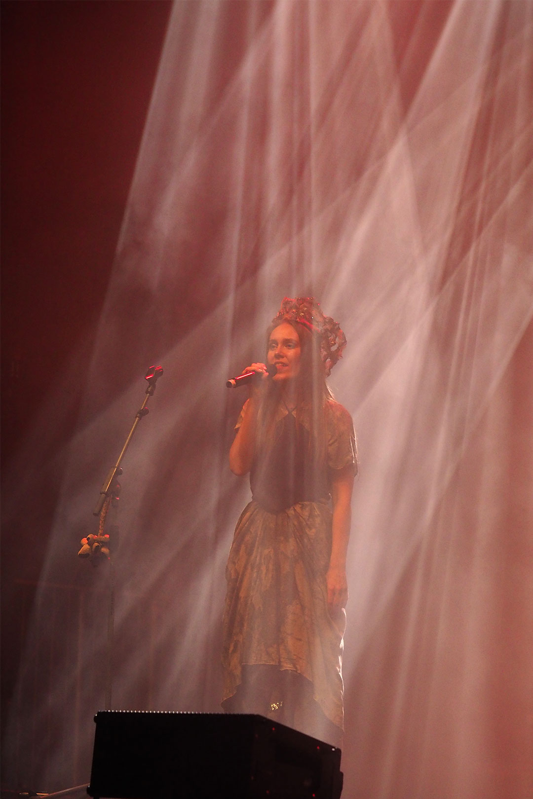Rudolstadt Festival 2024: Große Bühne Marktplatz: Tautumeitas: Aurēlija Rancāne (Foto: Manuela Hahnebach)