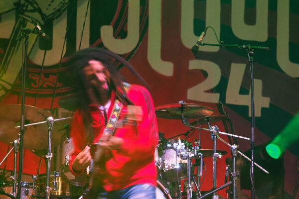 Rudolstadt Festival 2024: Julian "JuJu" Marley (Foto: Manuela Hahnebach)