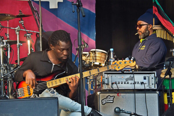 Rudolstadt Festival 2024: Julian Marley + The Uprising: Andrew "Chaco" Edwards + Roobney "Speedy" Ligonde (Foto: Andreas Kuhrt)