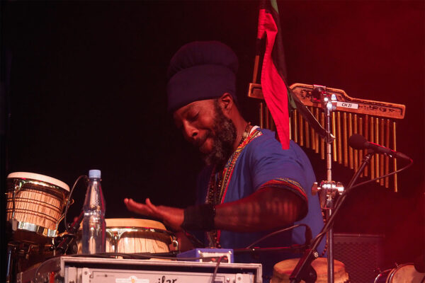 Rudolstadt Festival 2024: Julian Marley + The Uprising: Speedy (Percussion) (Foto: Andreas Kuhrt)