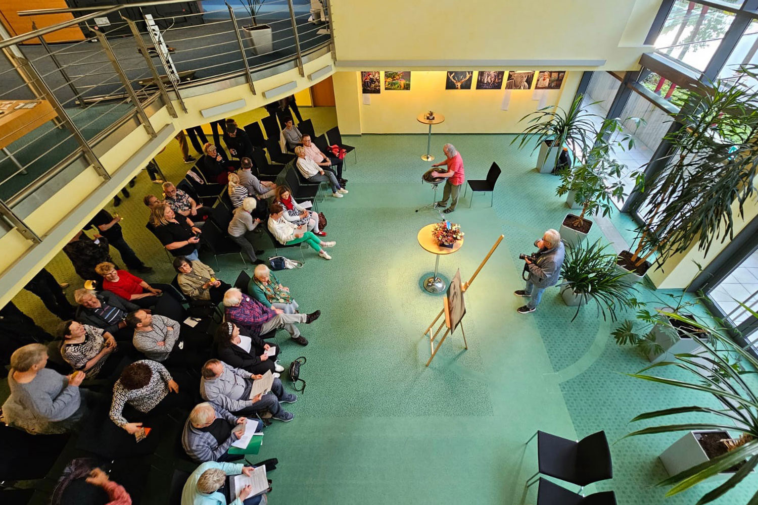 Fotoclub-Kontrast-Ausstellung "Schau!": Eröffnung in der Rennsteig-Galerie Suhl (Foto: Dietmar Schmidt)