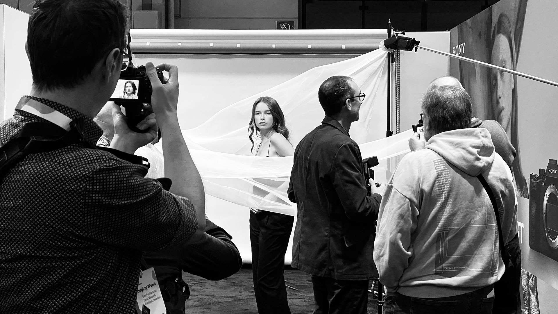 Fotomesse Imaging World Nürnberg 2025: Model-Fotografie am Sony-Stand (Foto: Andreas Kuhrt)