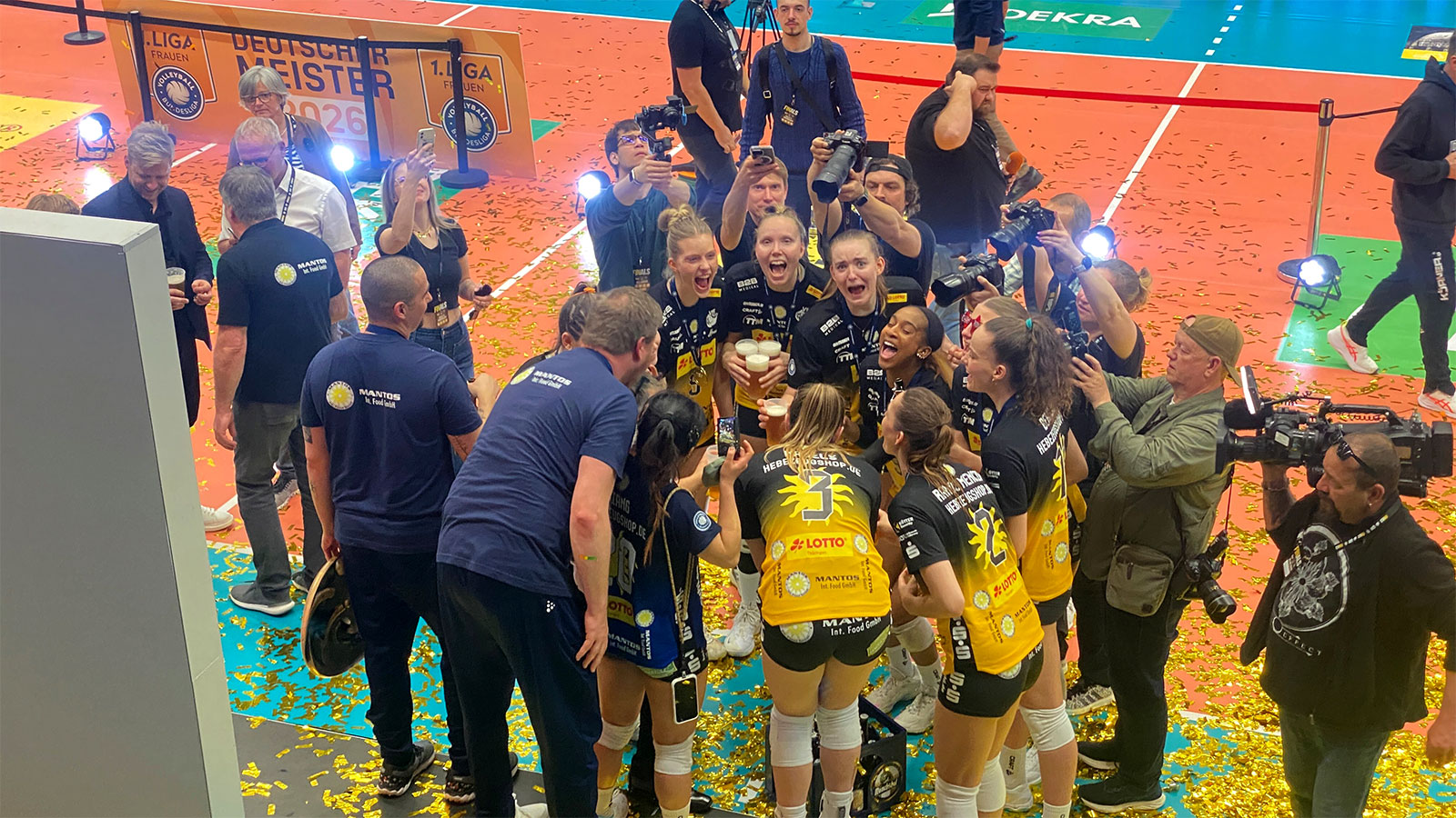 Suhl Wolfsgrube, 22.04.2026: Finale Deutsche Meisterschaft Volleyball Frauen: VfB Suhl Lotto Thüringen wird Deutscher Meister (Foto: Andreas Kuhrt)
