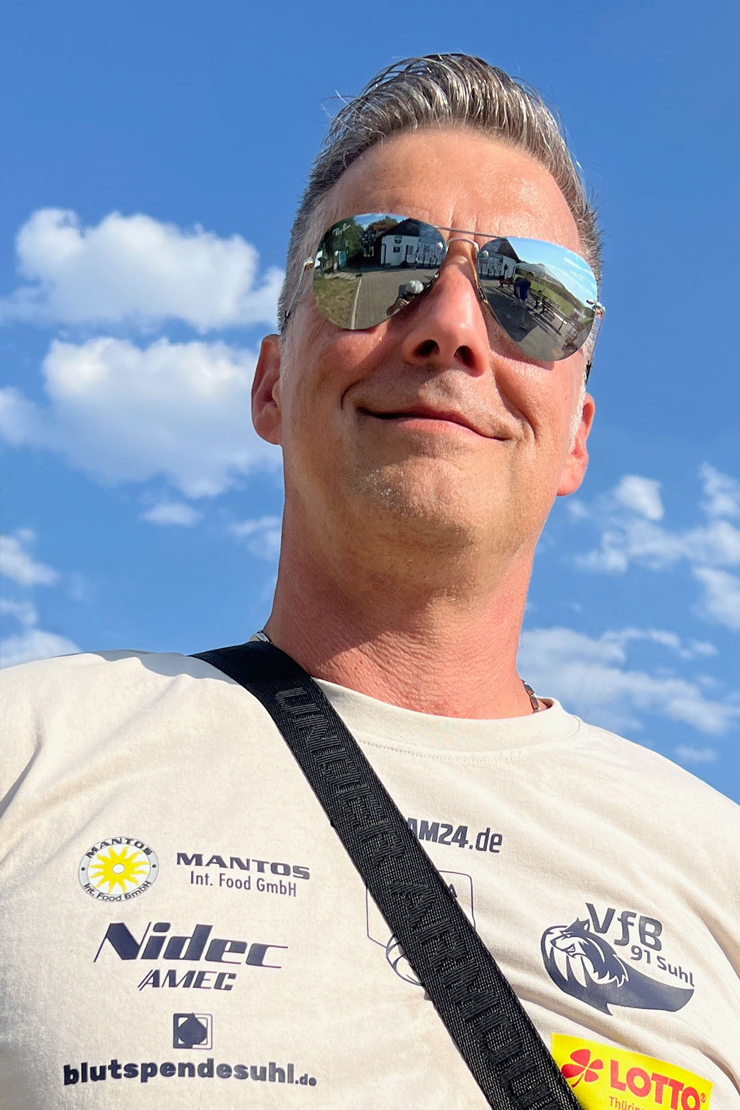 VfB Suhl LOTTO Thüringen Teampräsentation am 15.08.2026 auf dem Sportplatz in Heidersbach: László Hollósy (Cheftrainer) (Foto: Andreas Kuhrt)