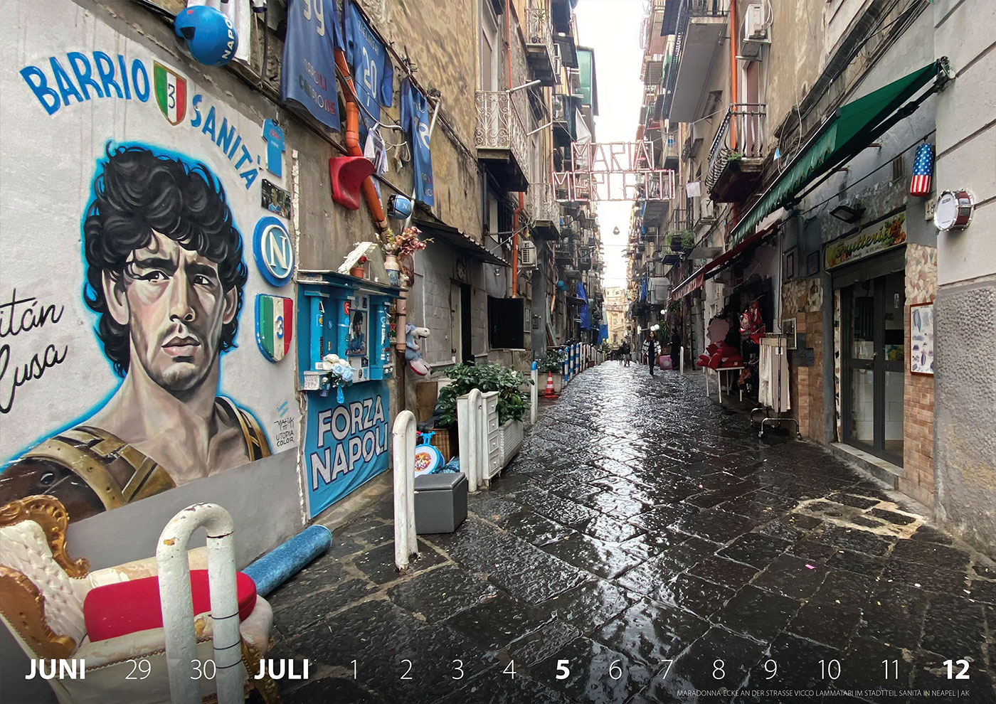 Fotokalender 2026: Italien: Maradonna-Ecke im Stadtteil Sanità in Neapel (Foto: Andreas Kuhrt)