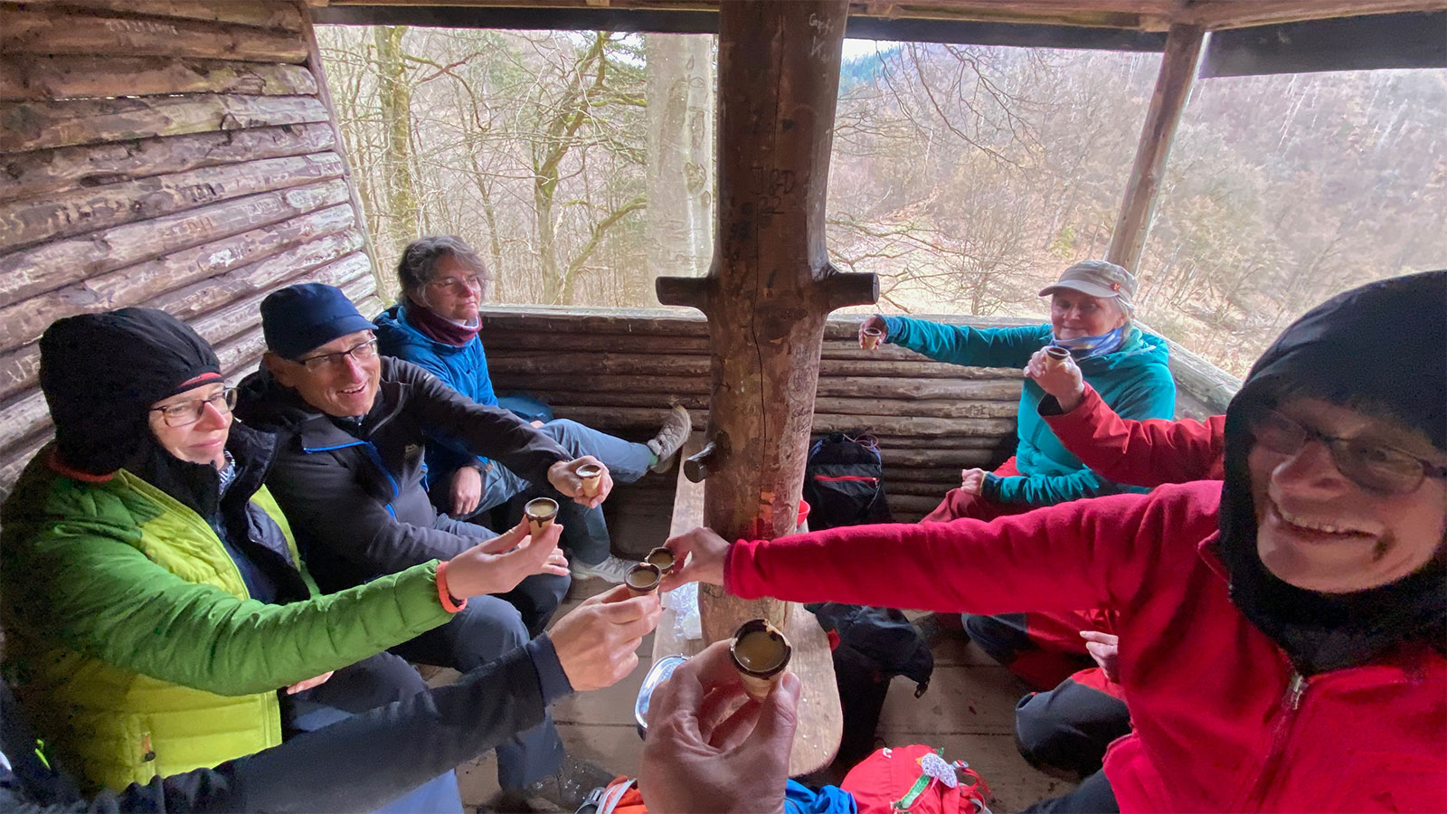 Osterwanderung Grünes Band 2026: Harz: Eierlikör in der Stiefmutter-Hütte bei Zorge (Foto: Andreas Kuhrt)