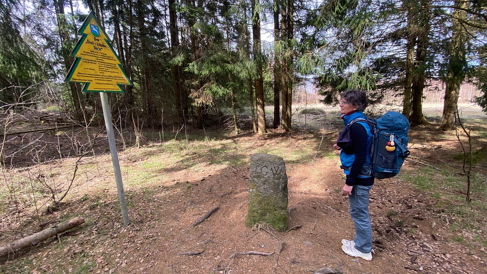 Osterwanderung Grünes Band 2026: Harz: Dreiländerstein von 1750 (Braunschweig/Preußen/Wernigerode, jetzt: Niedersachsen/Thüringen/Sachsen-Anhalt) bei Rothesütte (Foto: Andreas Kuhrt)