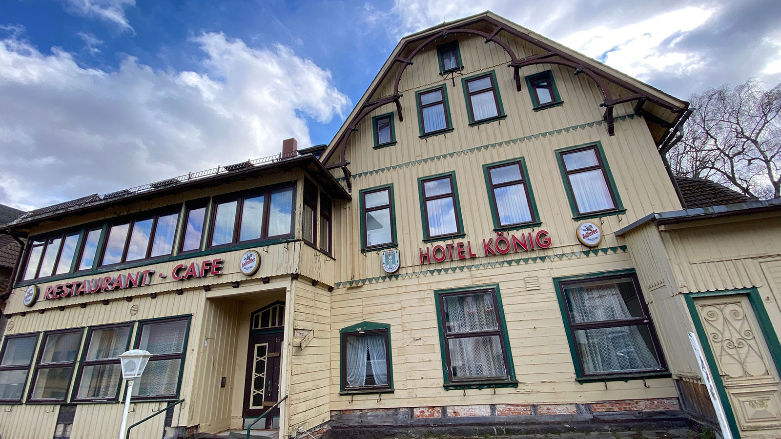 Osterwanderung Grünes Band 2026: Harz: Schierke: ehemaliges Hotel König (Foto: Andreas Kuhrt)