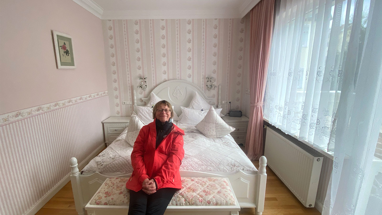 Osterwanderung Grünes Band 2026: Harz: Bad Harzburg: Rosenzimmer im Stadtparkhotel Alexandra (Foto: Andreas Kuhrt)