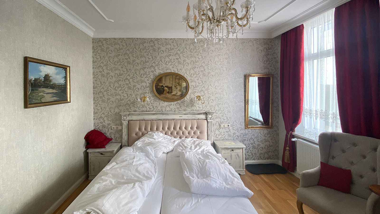 Osterwanderung Grünes Band 2026: Harz: Bad Harzburg: Zimmer Lüsterne Träume im Stadtparkhotel Alexandra (Foto: Andreas Kuhrt)